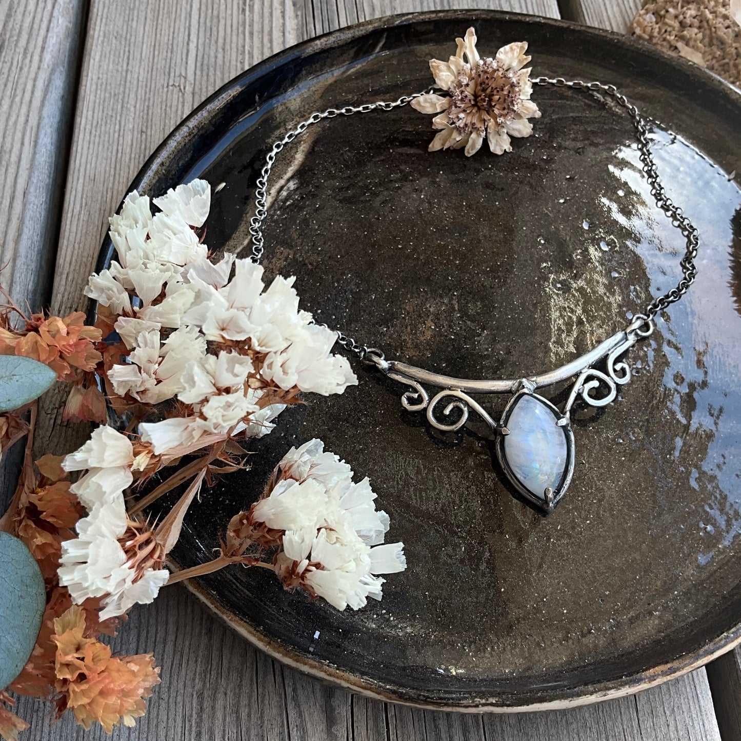 N.9 The Princess Moon Choker - Pyāra Designs