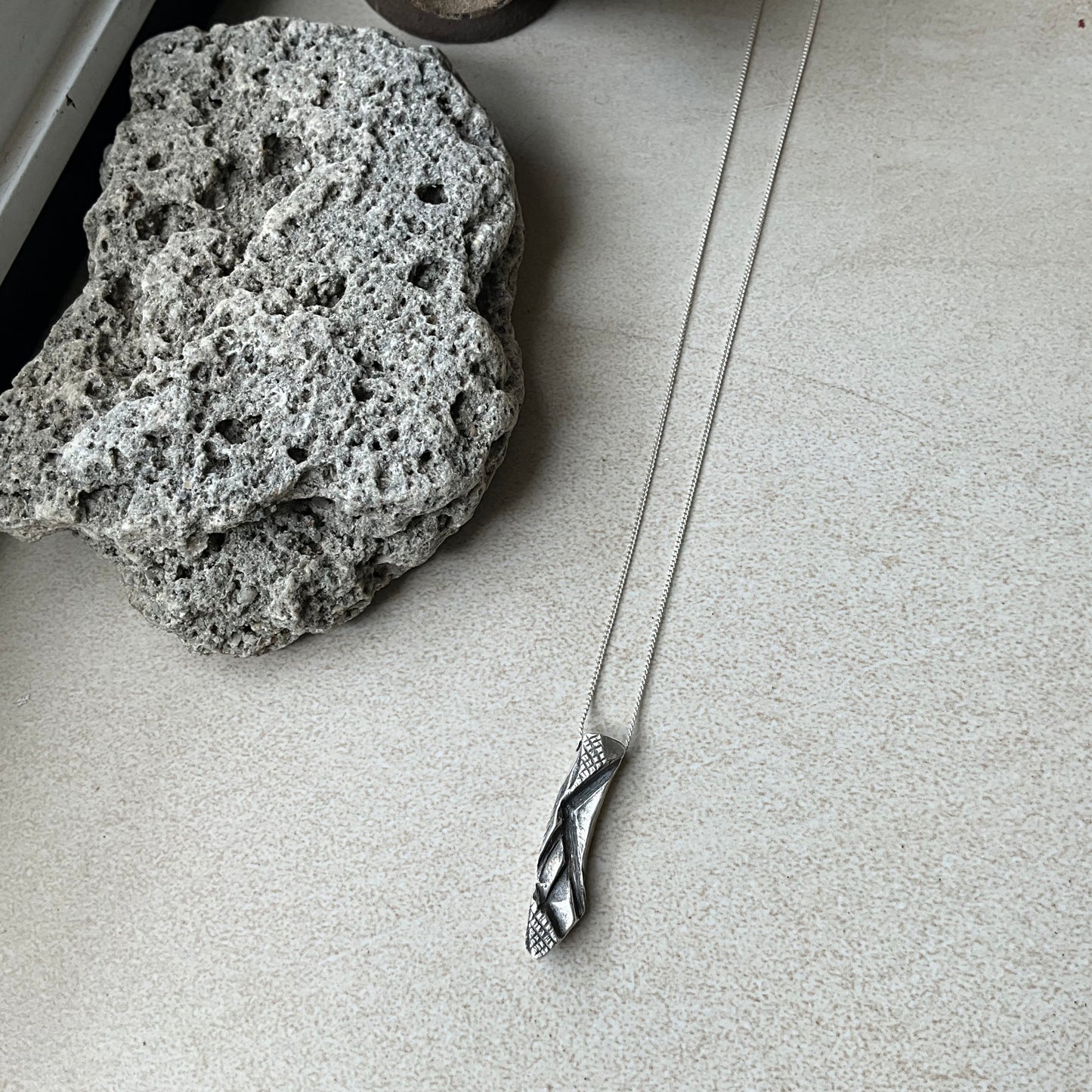 Blue Sapphire in dirty Robotic Sterling Pendant Neck 1/3 - Pyāra Designs