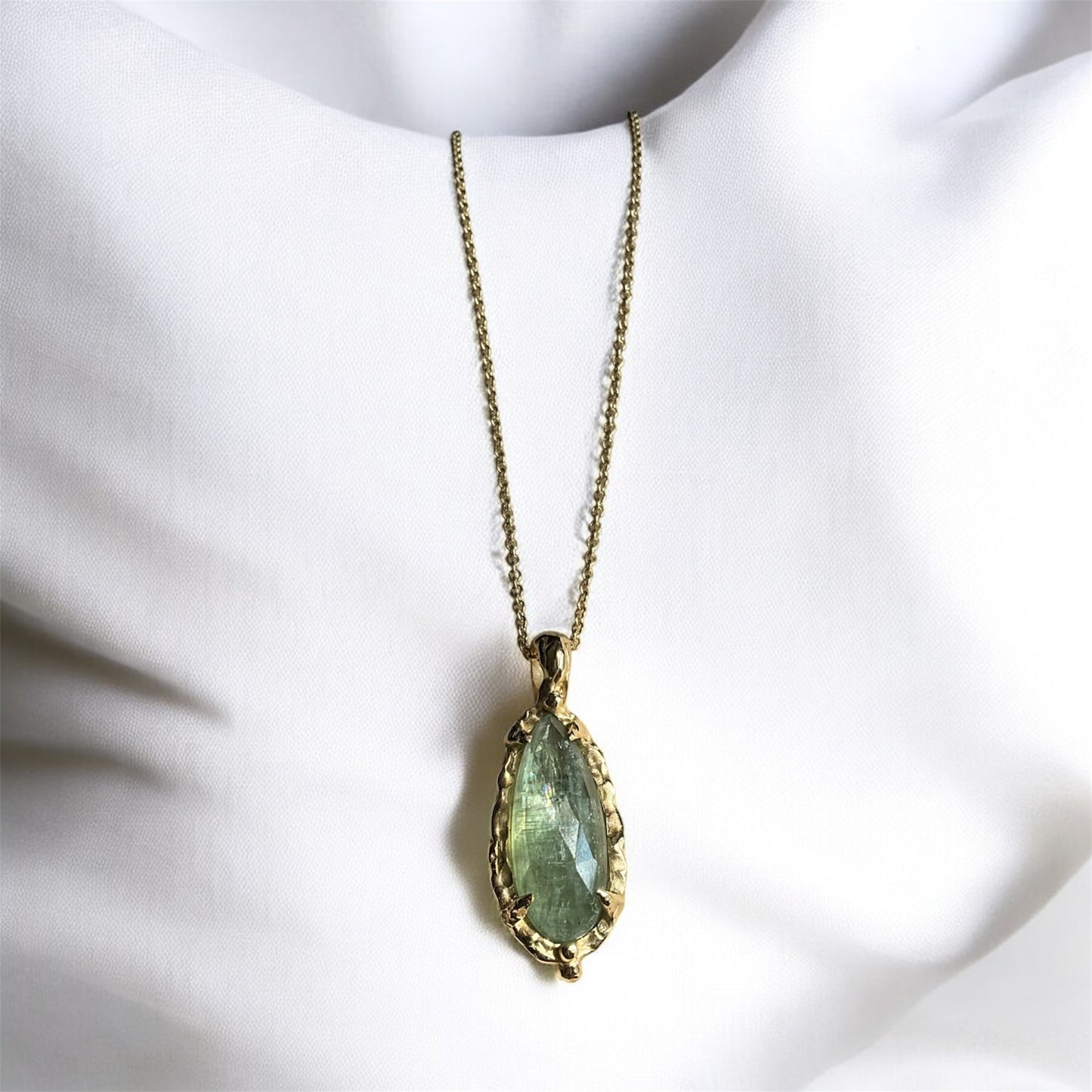 14 karat Soild Gold Light Green Kyanite Unique Classy Necklace UNISEX - Pyāra Designs