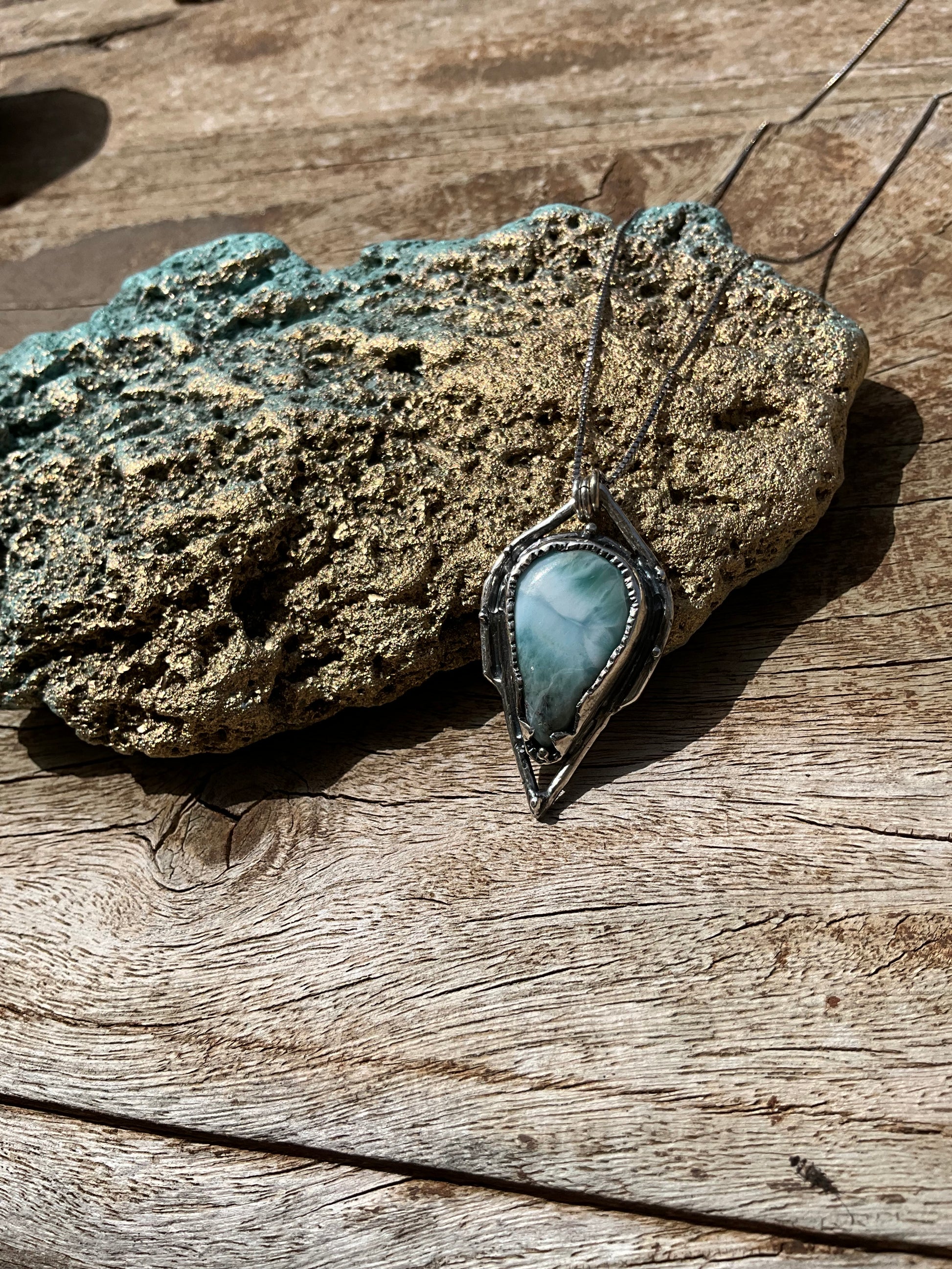 N.13 Larimer Ocean Queen Nacklace - Pyāra Designs