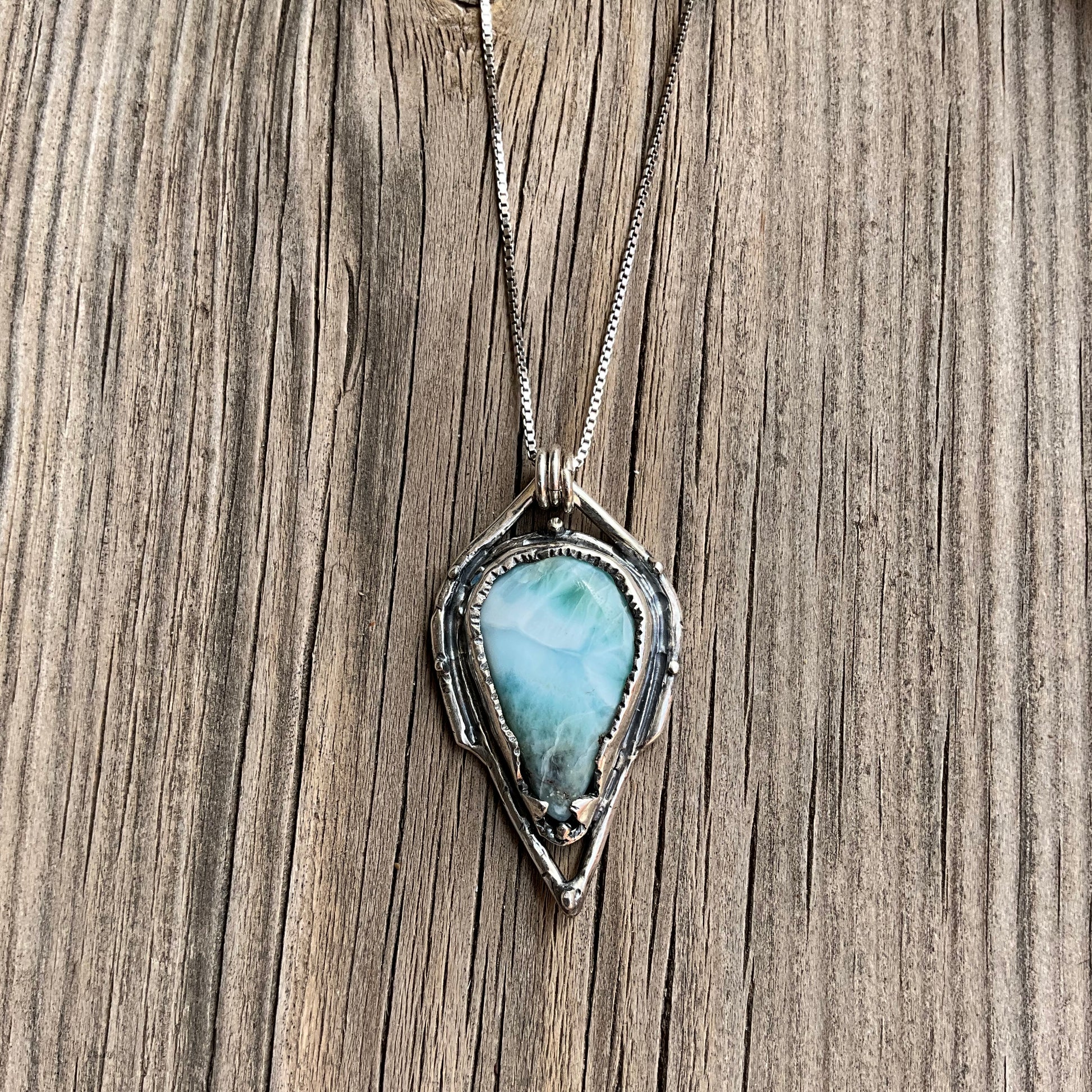 N.13 Larimer Ocean Queen Nacklace - Pyāra Designs