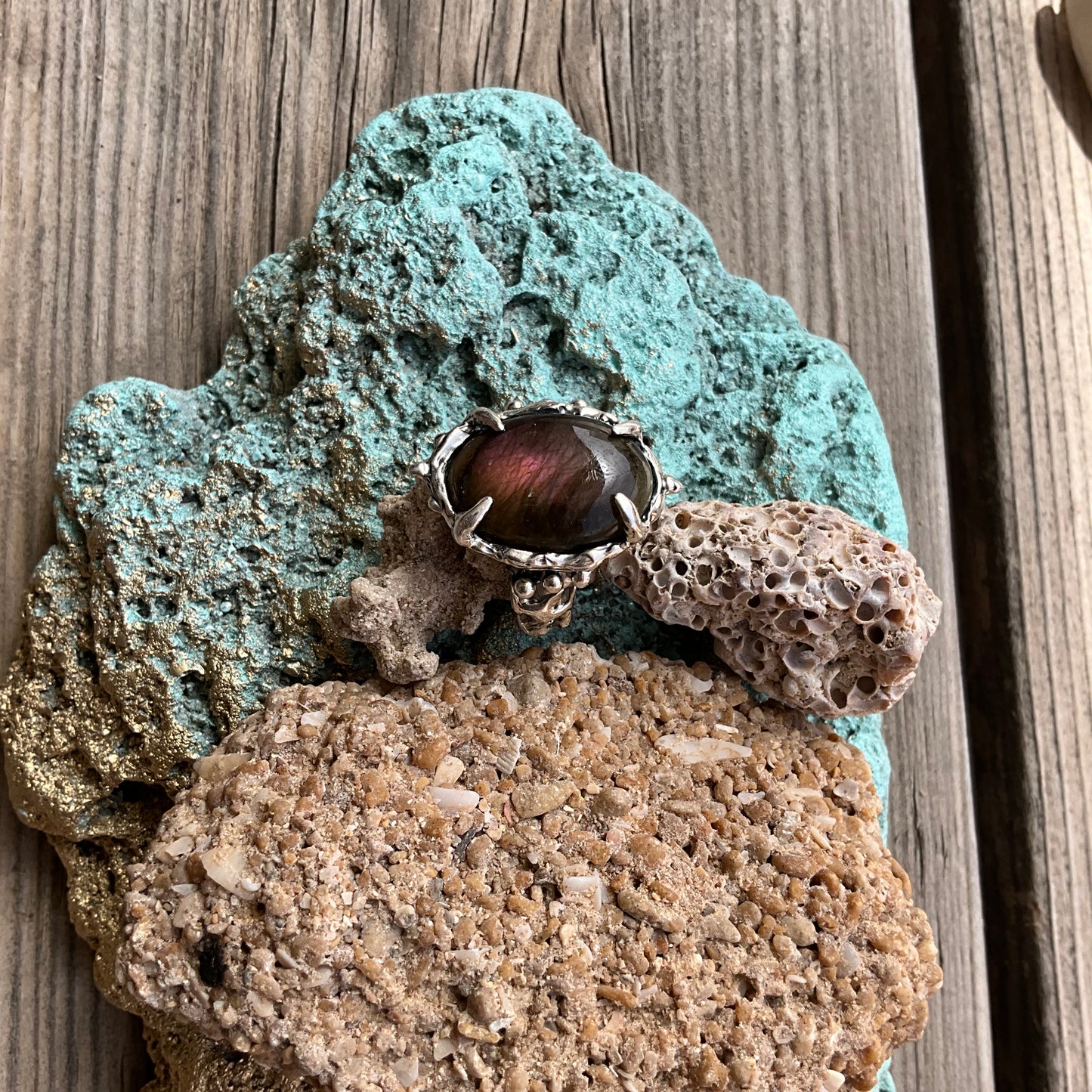 N.12 Pink Labradorite Massive Heavy Ring - Pyāra Designs