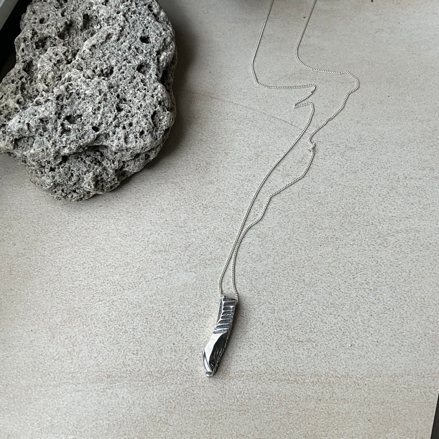 Blue Sapphire in dirty Robotic Sterling Pendant Neck 1/3 - Pyāra Designs
