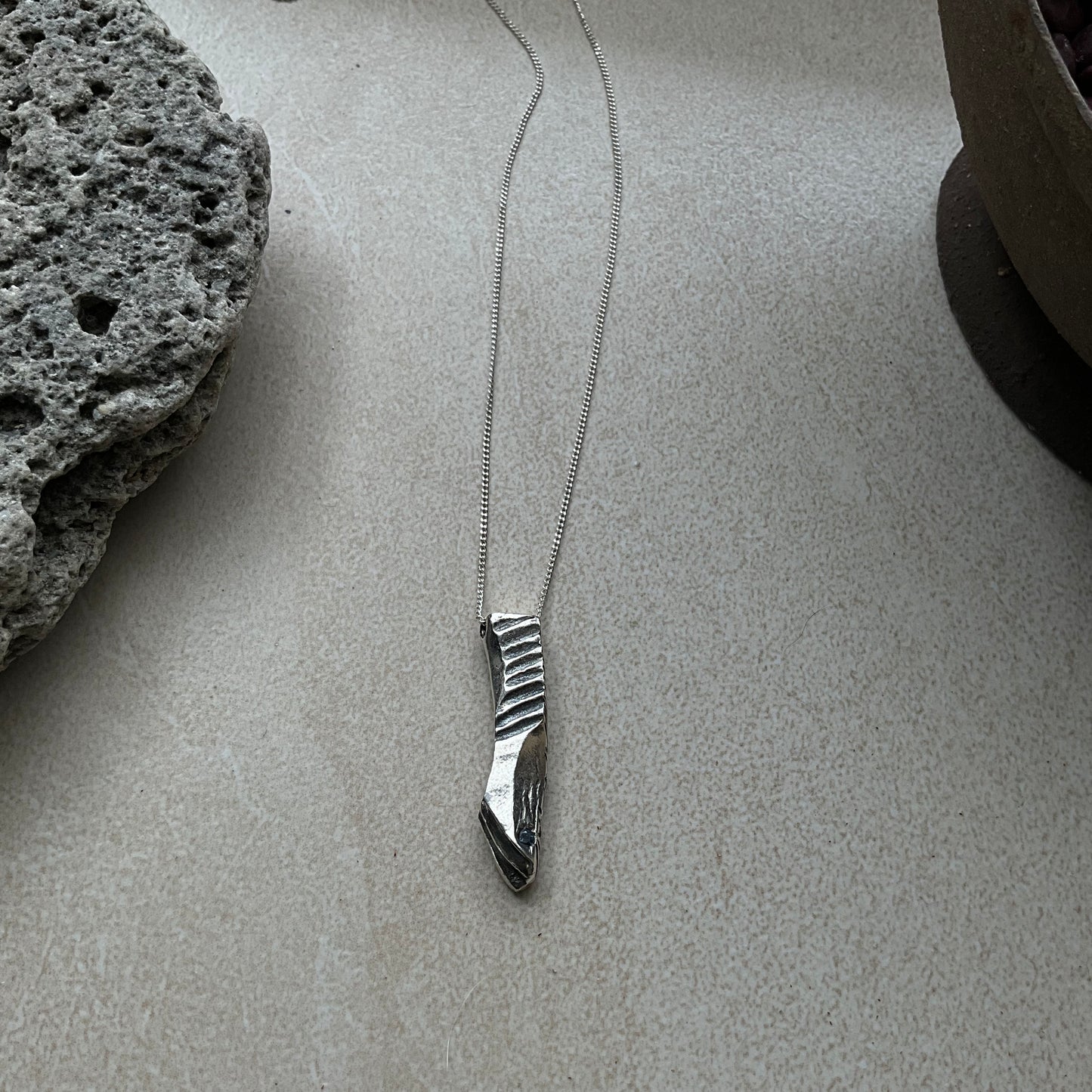 Blue Sapphire in dirty Robotic Sterling Pendant Neck 1/3 - Pyāra Designs