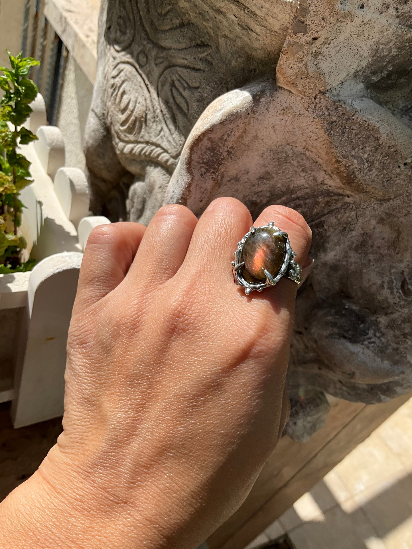 N.12 Pink Labradorite Massive Heavy Ring - Pyāra Designs