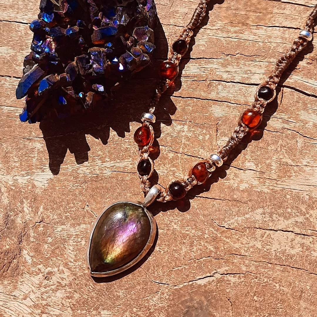 Multicolored Labradorite & Amber's Macrame Necklace - Pyāra Designs