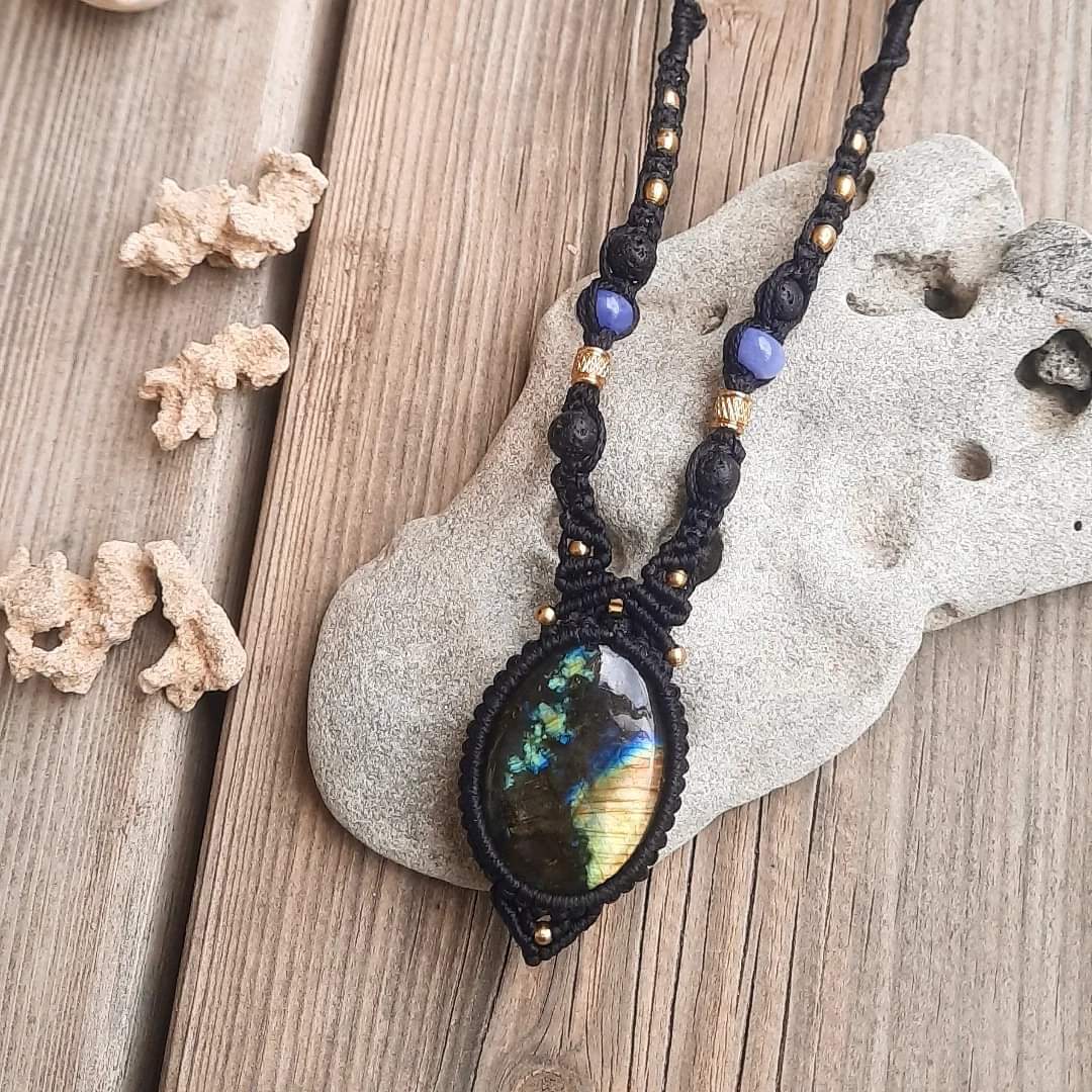 Unique Labradorite & Tanzanite Macrame Necklace - Pyāra Designs