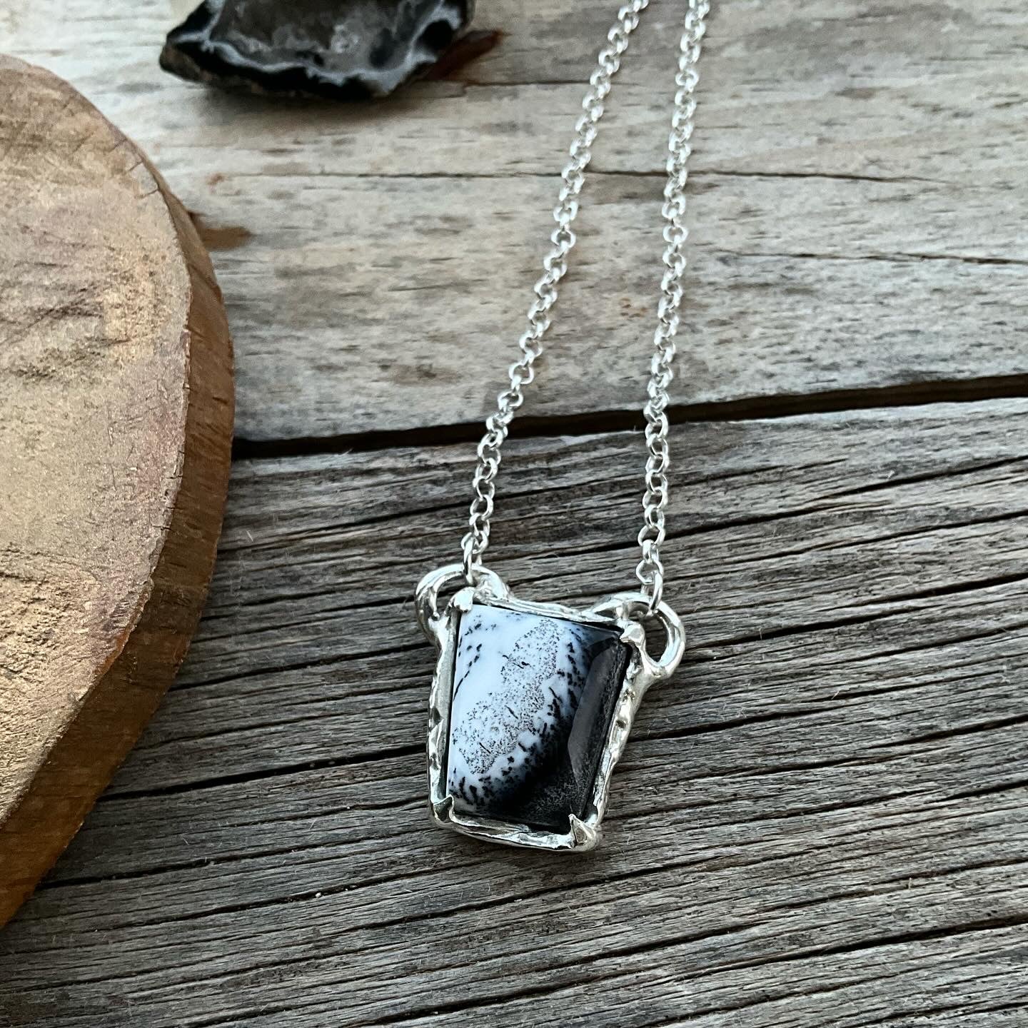 N.19 Agat Denderite “As You” Classy Nacklace - Pyāra Designs