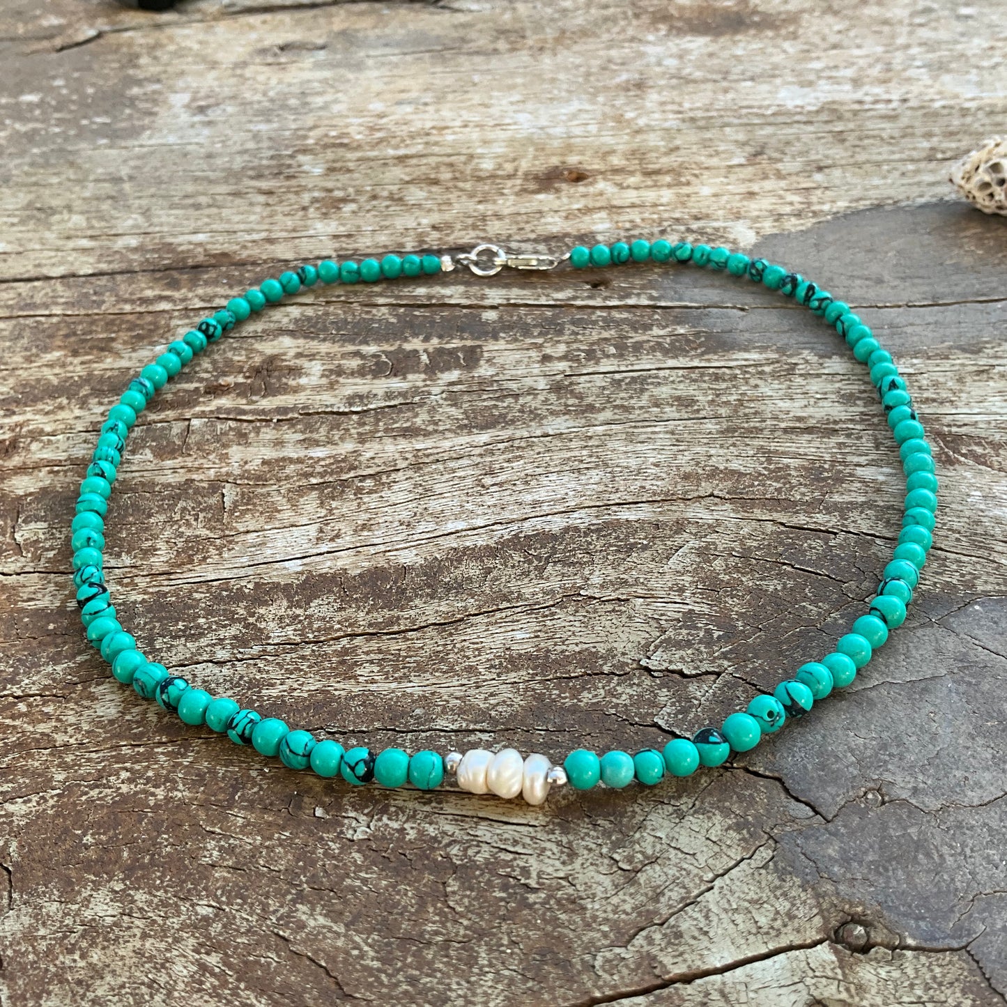 Tibetan Turquoise & Pearl's Gemstone beads Nacklace - Pyāra Designs