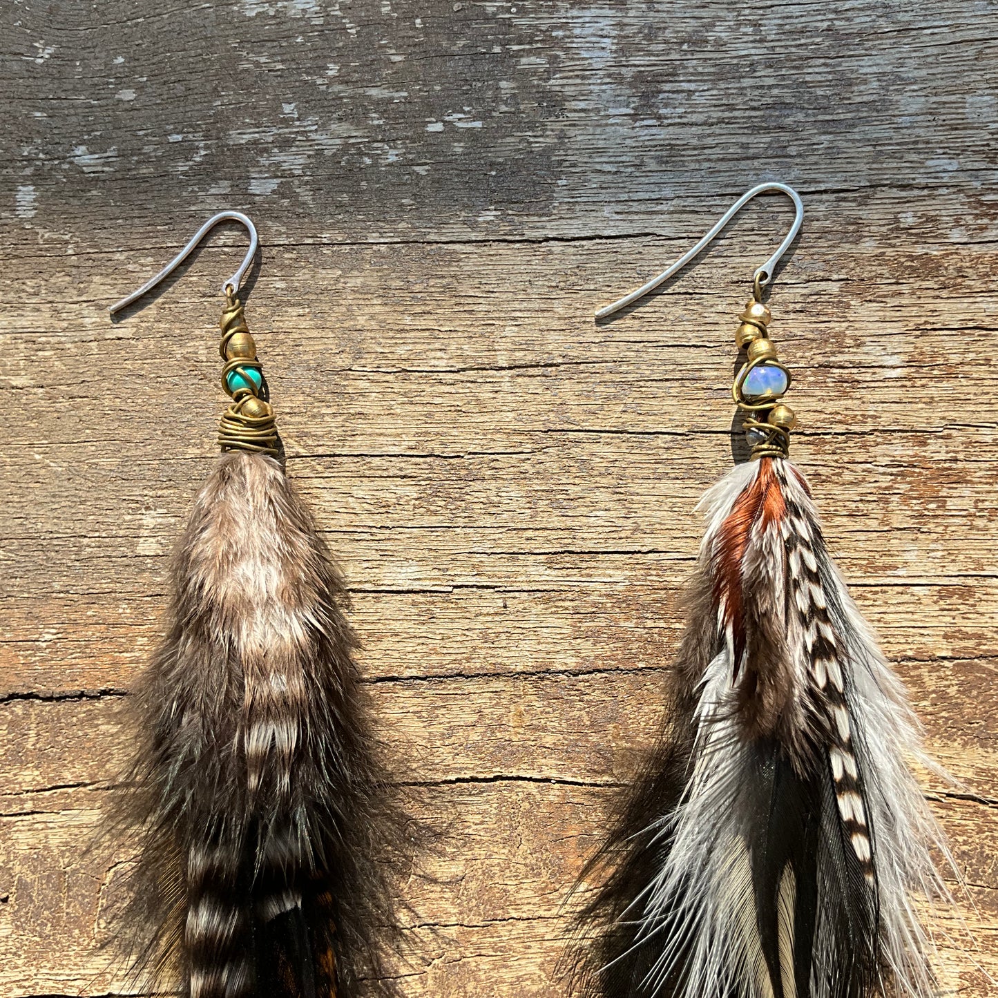Middle Gemstones Feathers Earring - Pyāra Designs