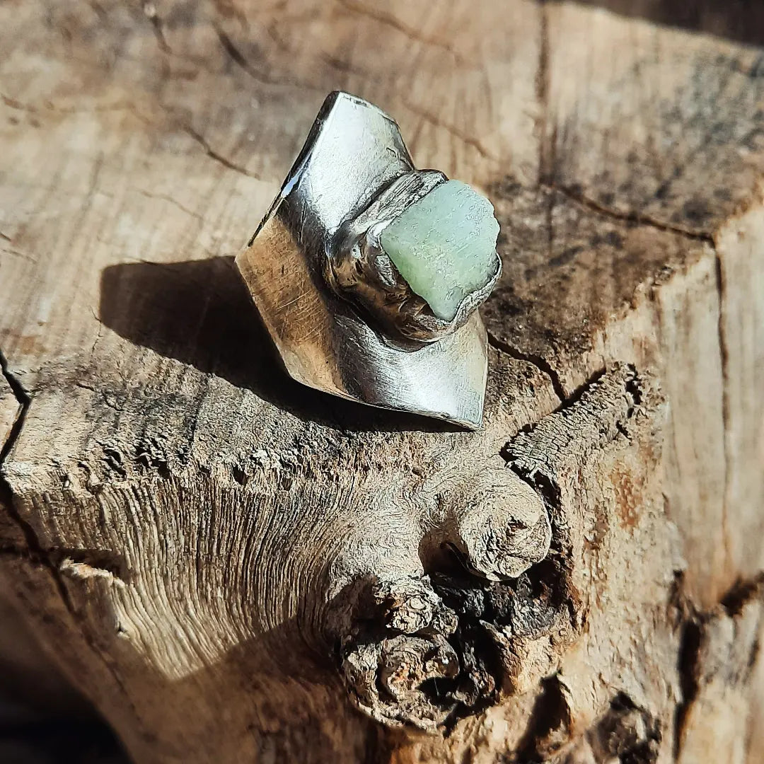 1/1 N.6 KLEO RING Heavy Aquamarine Rew Gems - Pyāra Designs