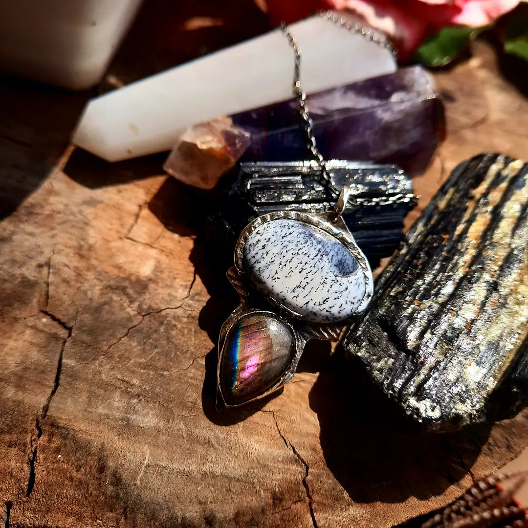 Agat Denderite & Purple Rainbow Labradorite Necklace - Pyāra Designs