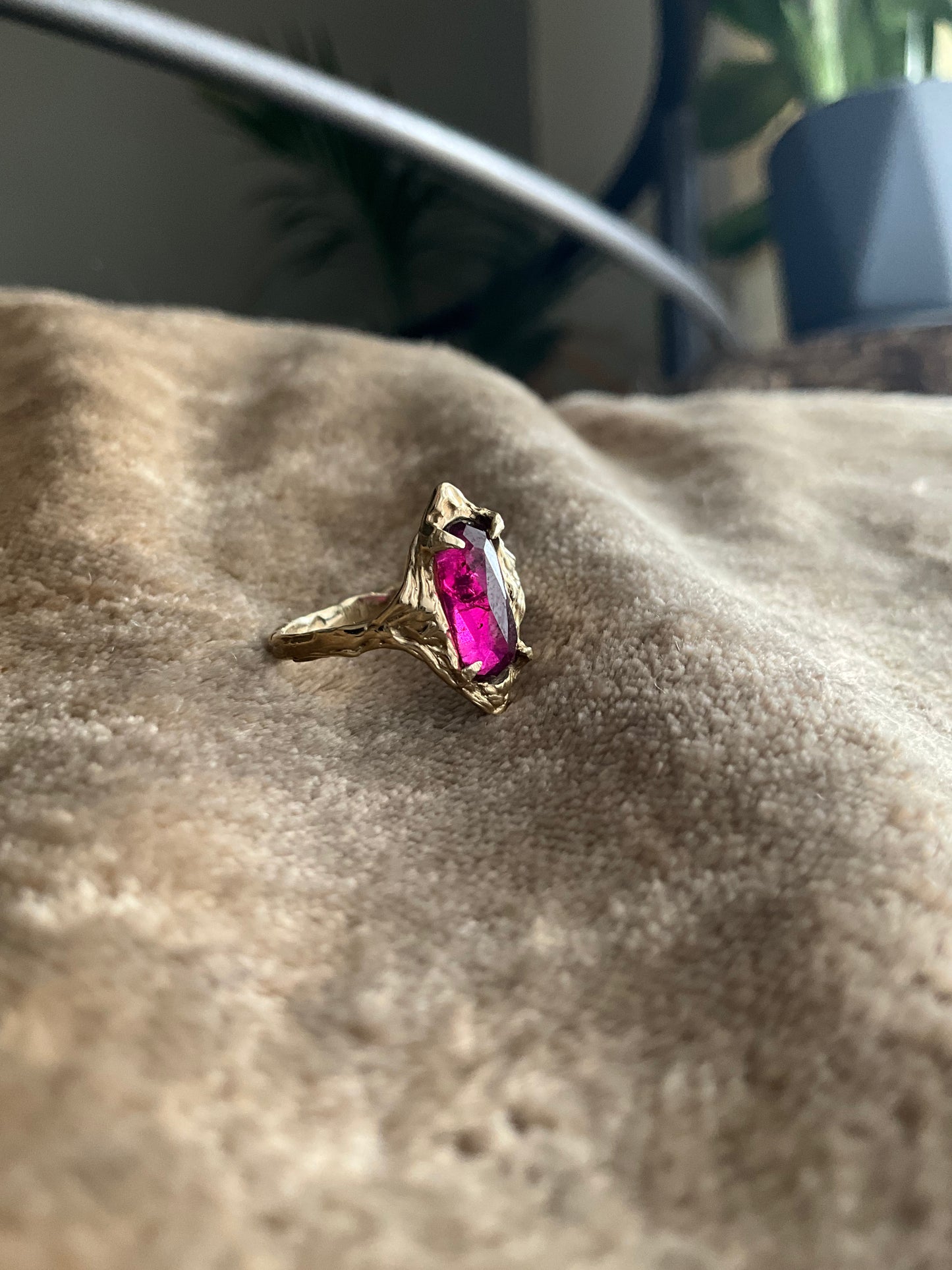 14k Soild Gold Desert Rose Ring Pink Rhodolite Garnet Unique Ring - Pyāra Designs
