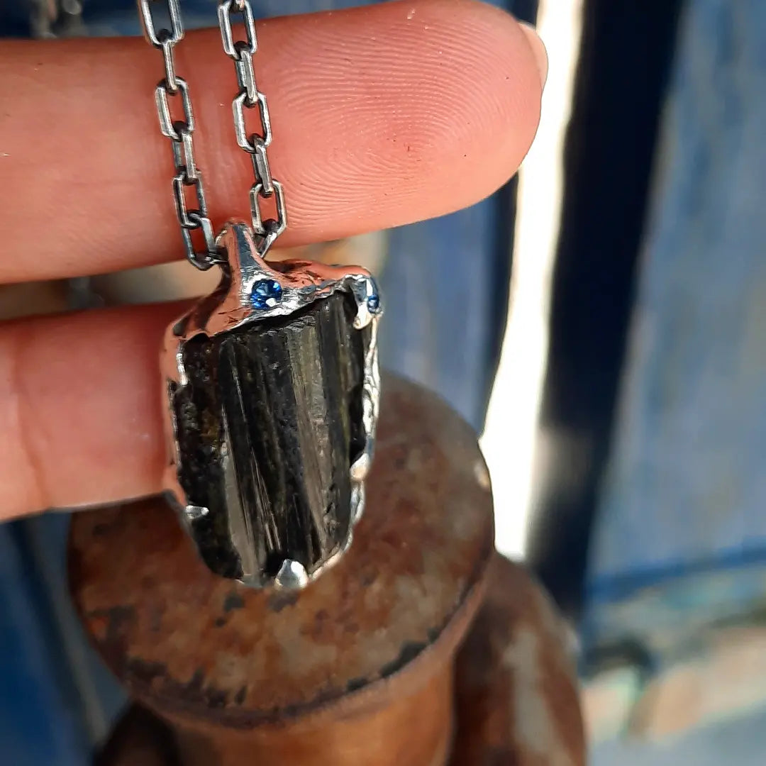 1/1 N.10 Black Rew Tourmaline & Blue Sapphire Sett Necklace - Pyāra Designs