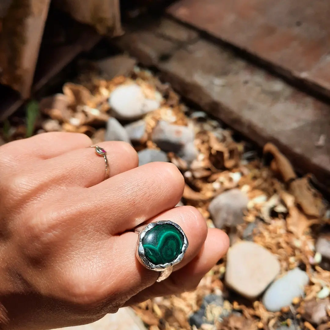 1/1 N.7 MALACHITE RING - Pyāra Designs