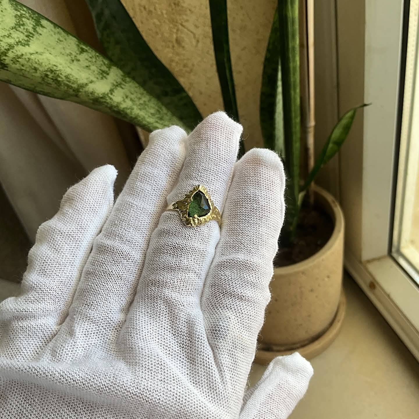 14 karat Solid Gold Green Tourmaline Unique Royal Classy Ring - Pyāra Designs