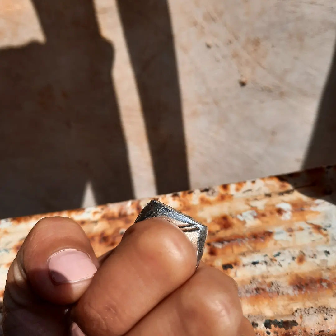 1/1 N.9 Smaily Rhodolite Garnet ツ Massive Ring - Pyāra Designs