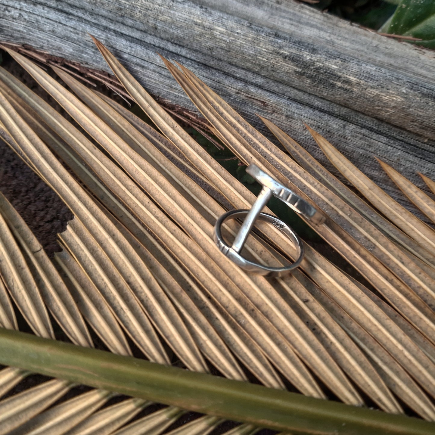 LAURA RING - Pyāra Designs