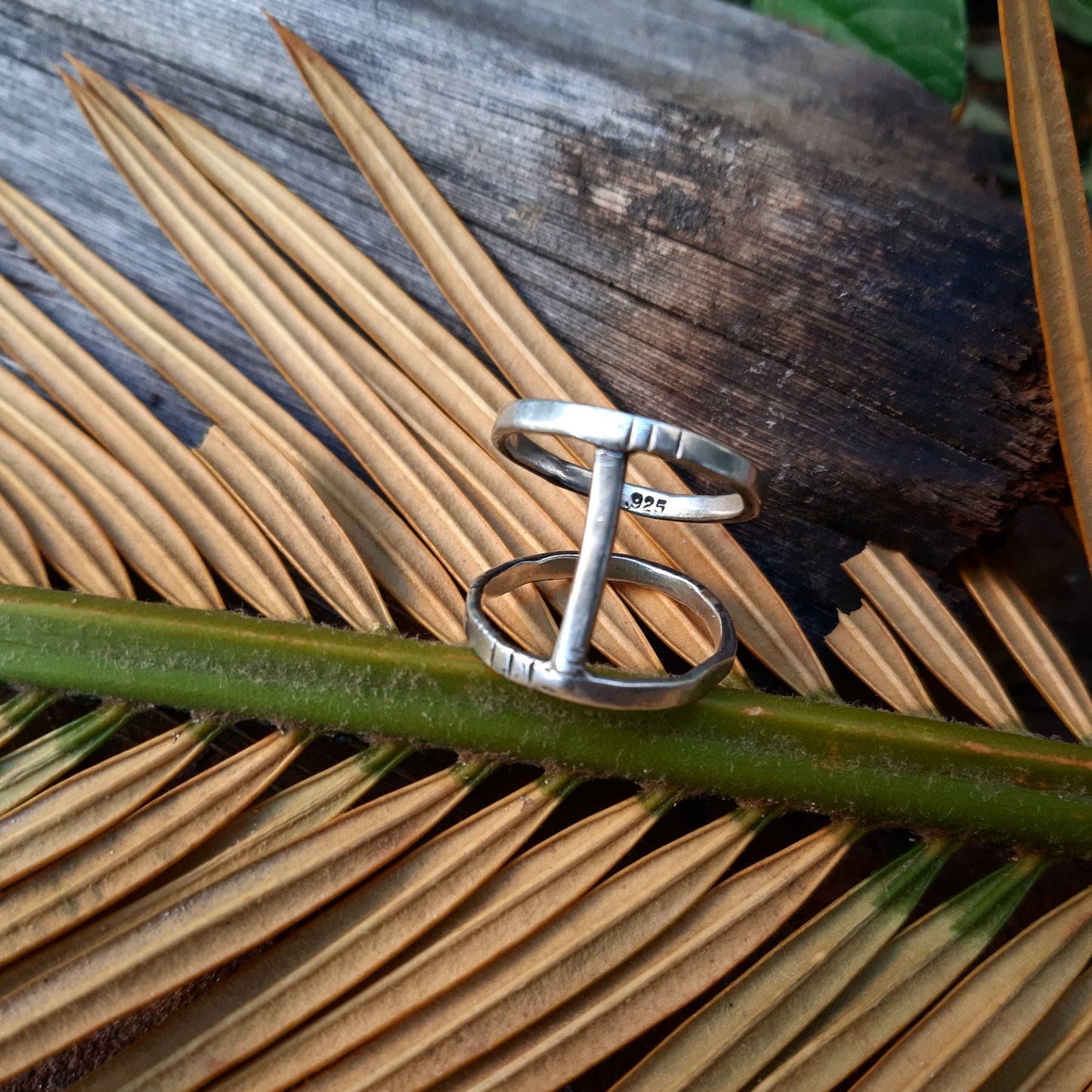 LAURA RING - Pyāra Designs