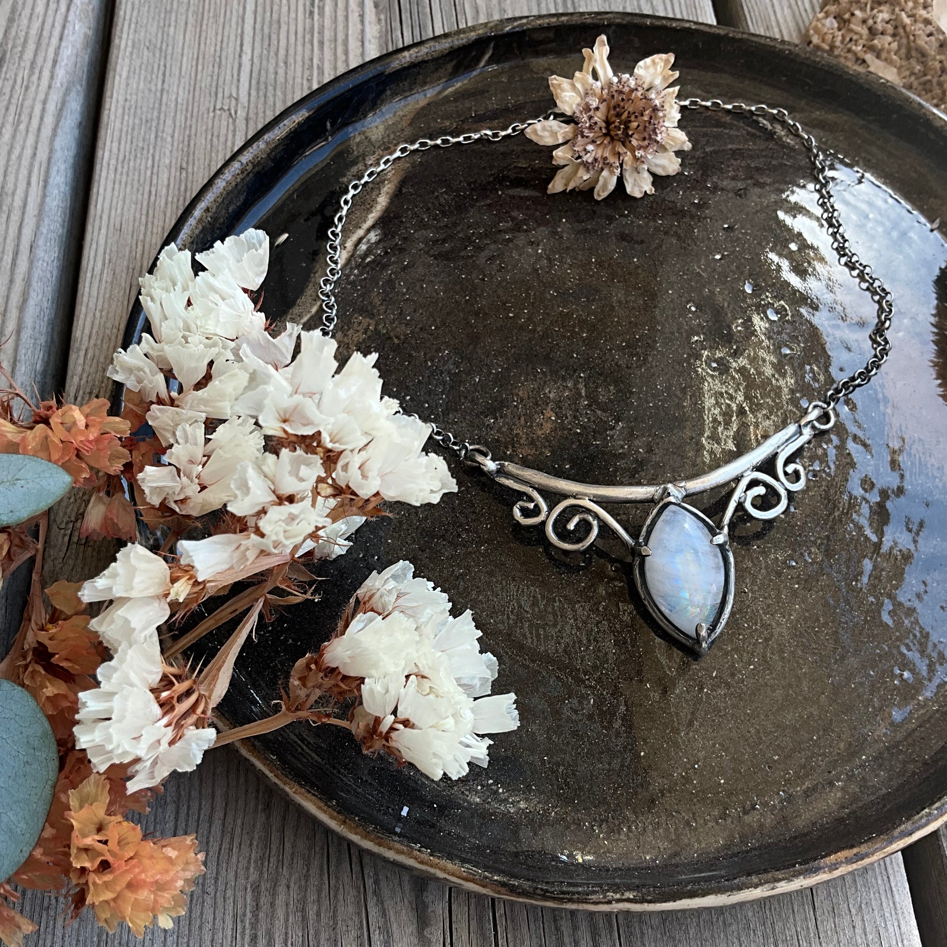 N.9 The Princess Moon Choker - Pyāra Designs