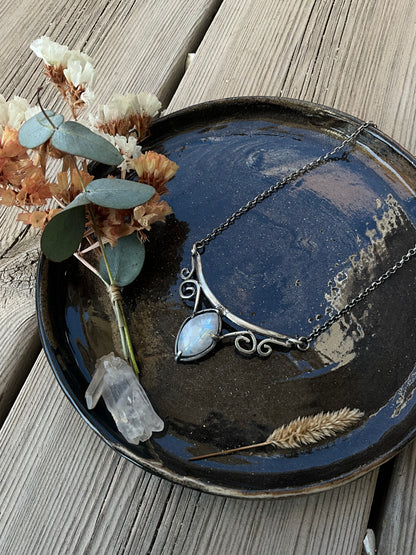 N.9 The Princess Moon Choker - Pyāra Designs