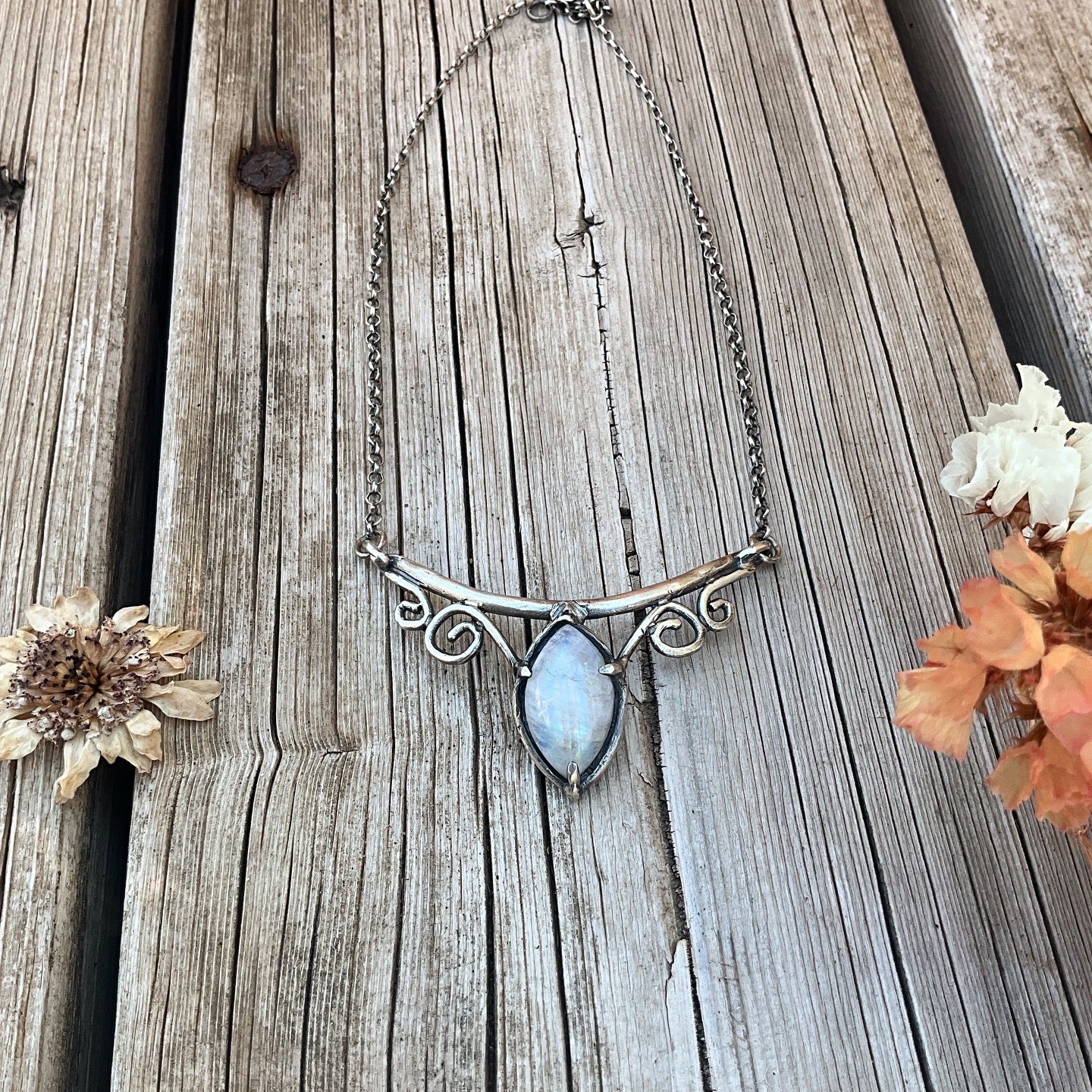 N.9 The Princess Moon Choker - Pyāra Designs