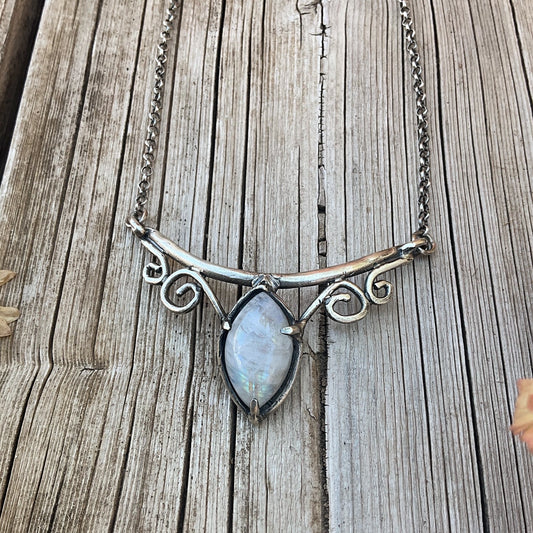 N.9 The Princess Moon Choker - Pyāra Designs
