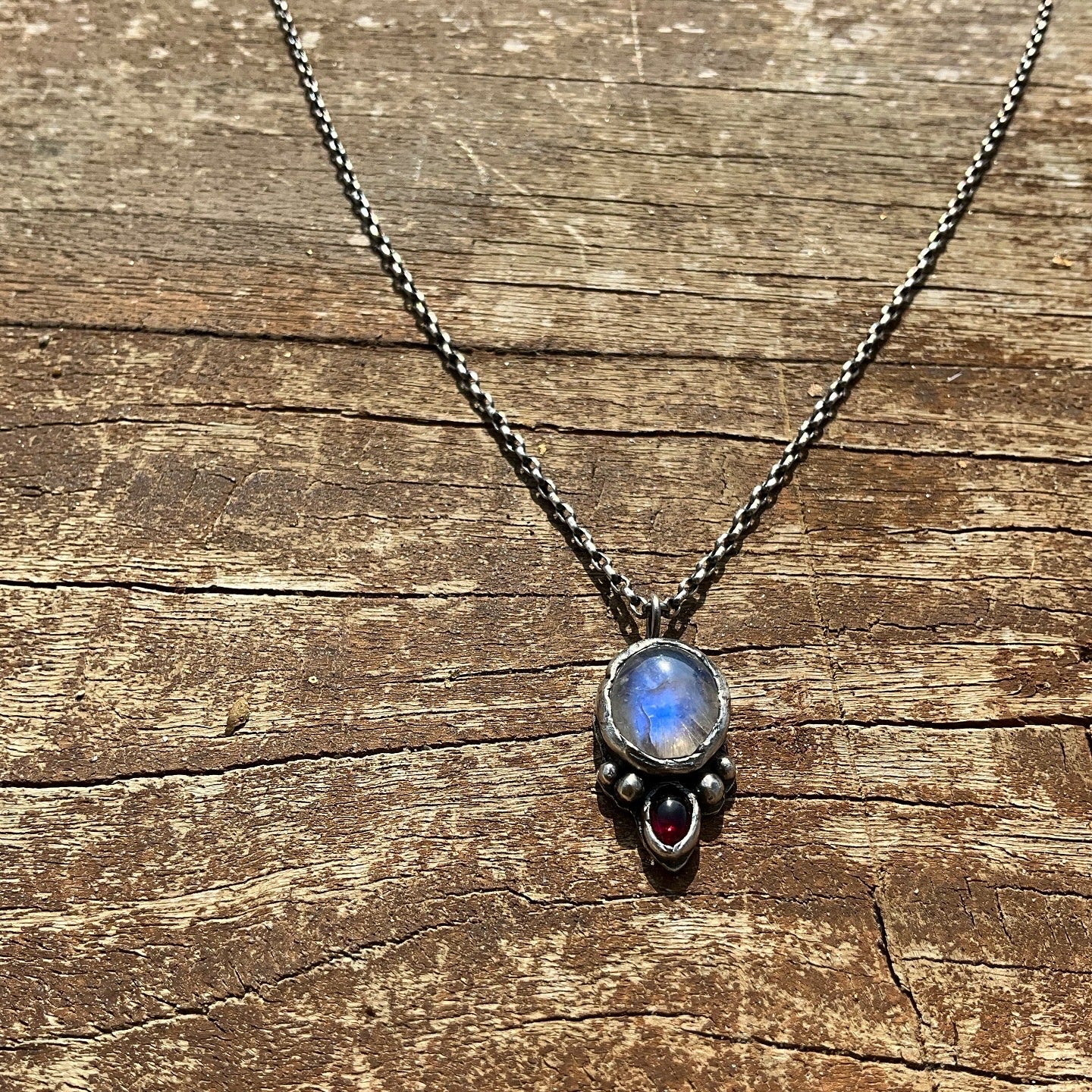 Garnet & Moonstone Old design Necklace - Pyāra Designs