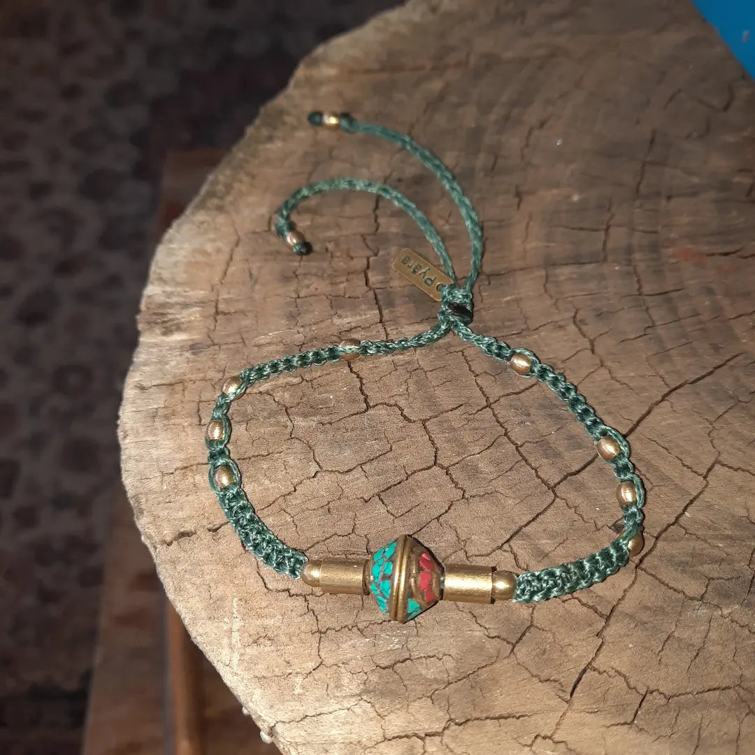 Tibetan Turquoise Macrame Bracelet - Pyāra Designs