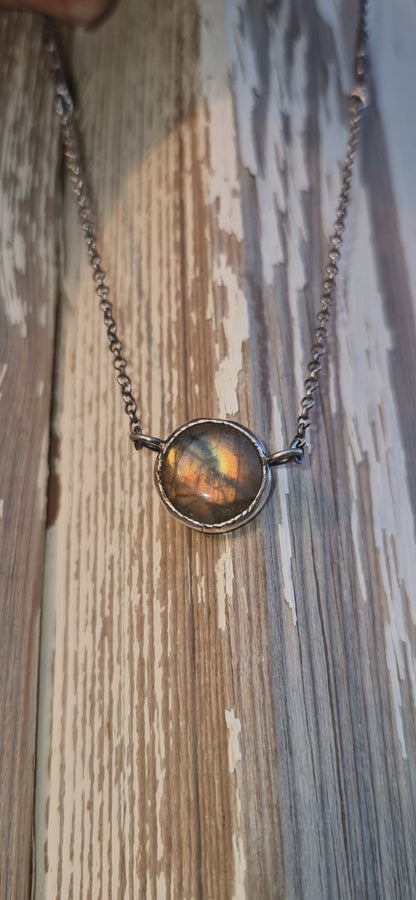 Multicolored Eye Labradorite Silver Classy Choker