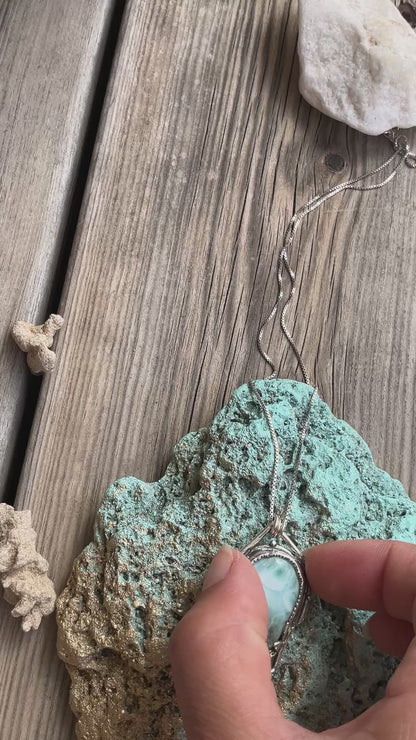 N.13 Larimer Ocean Queen Necklace