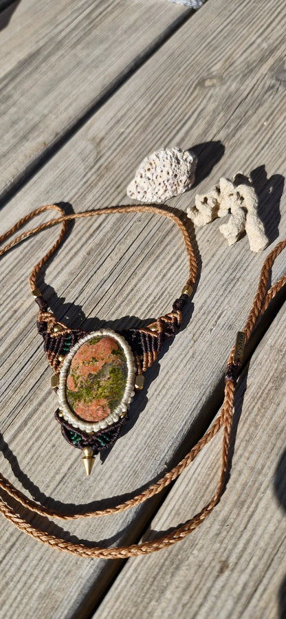 Kaynite Gemstone Unique Macrame Necklace - Pyāra Designs