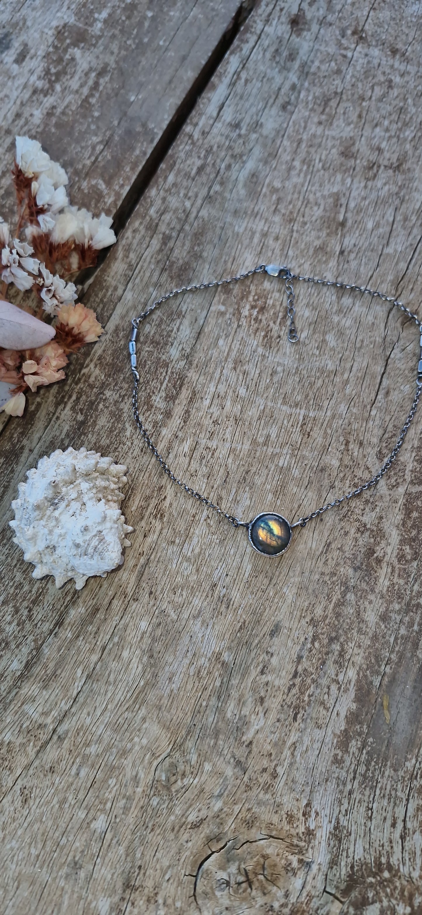 Multicolored Eye Labradorite Silver Classy Choker - Pyāra Designs