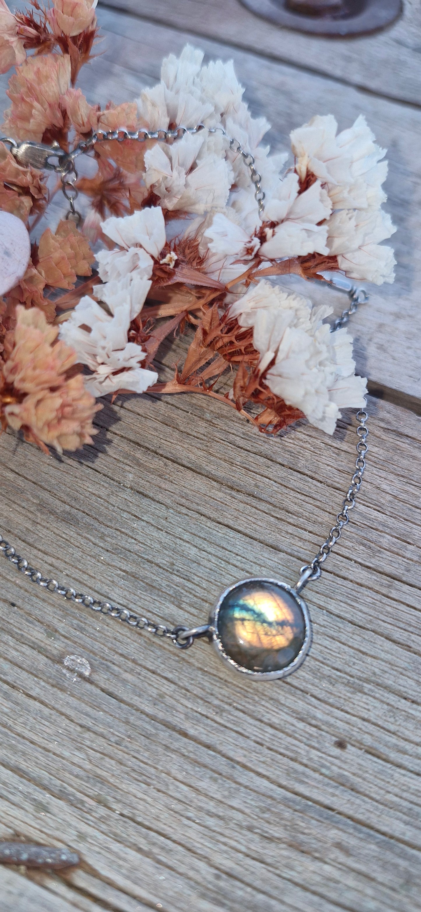 Multicolored Eye Labradorite Silver Classy Choker - Pyāra Designs