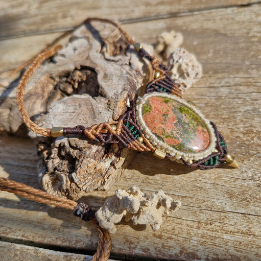 Kaynite Gemstone Unique Macrame Necklace - Pyāra Designs