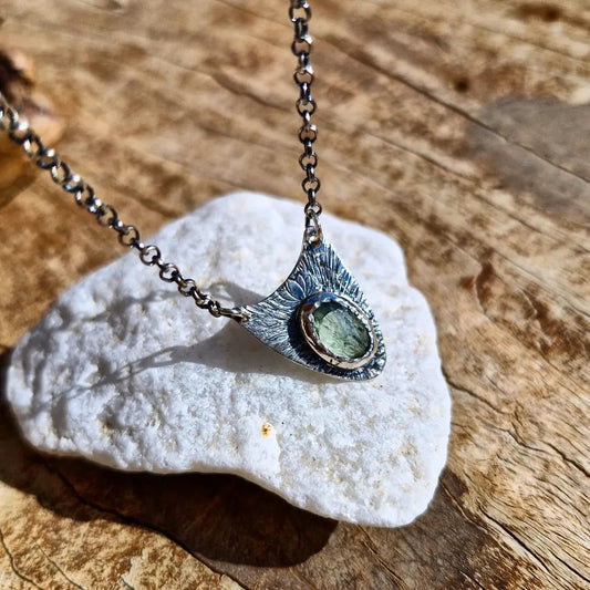 Green Kyanite Lotus Necklace - Pyāra Designs