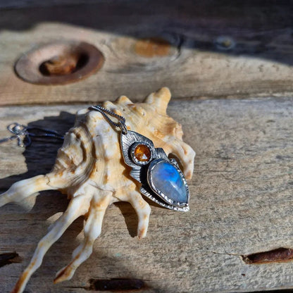Moonstone & Orange kaynite Gemstones Necklace