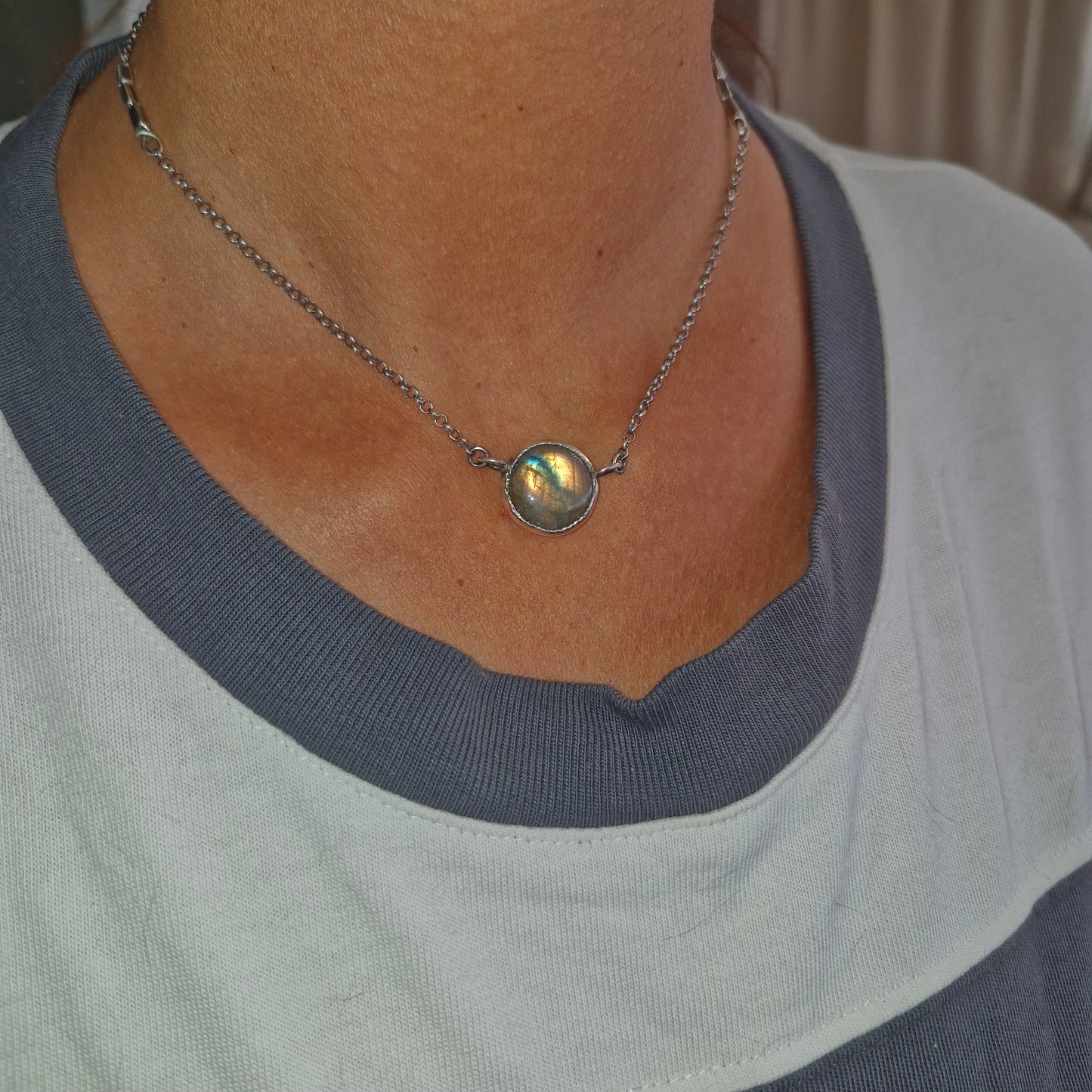 Multicolored Eye Labradorite Silver Classy Choker - Pyāra Designs