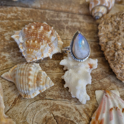 N.4 Moonstone Ring