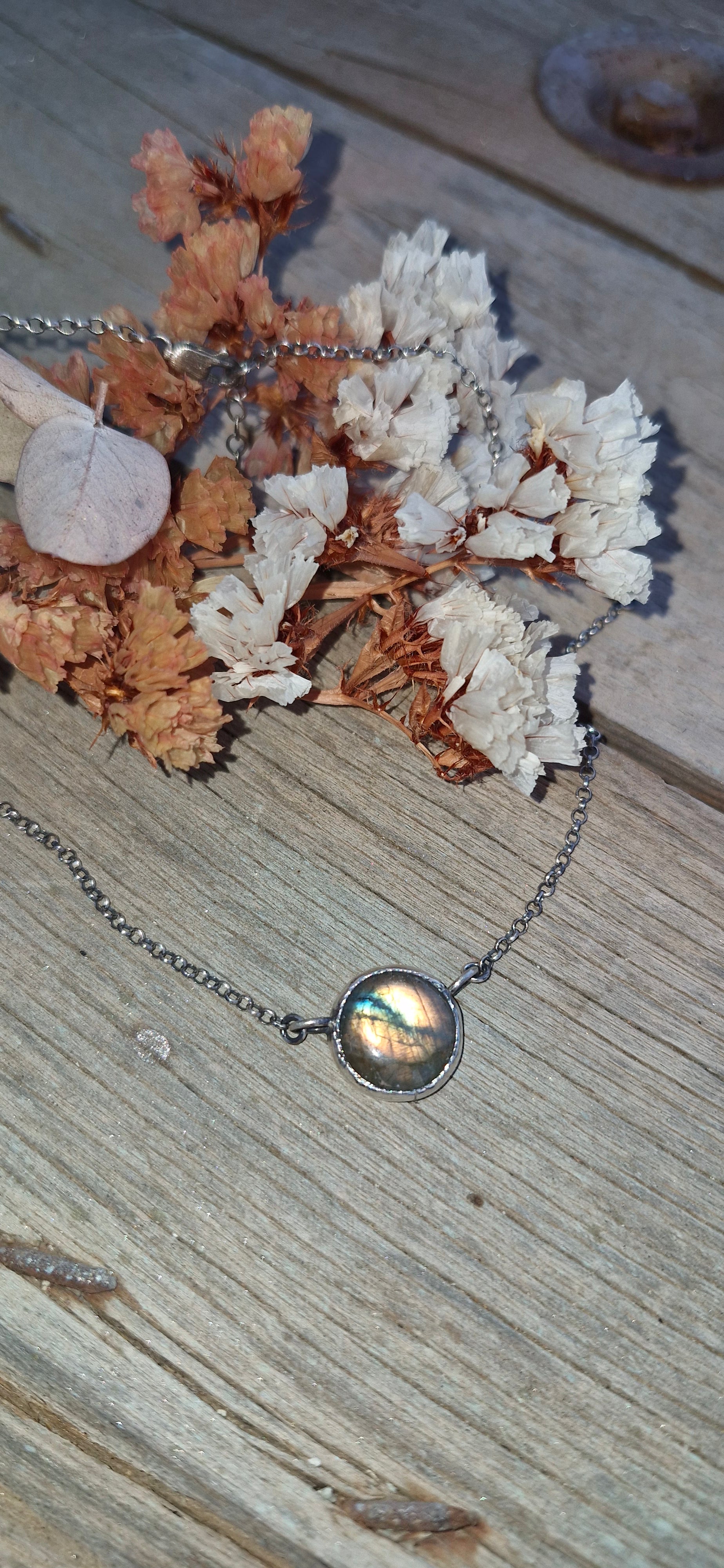 Multicolored Eye Labradorite Silver Classy Choker - Pyāra Designs