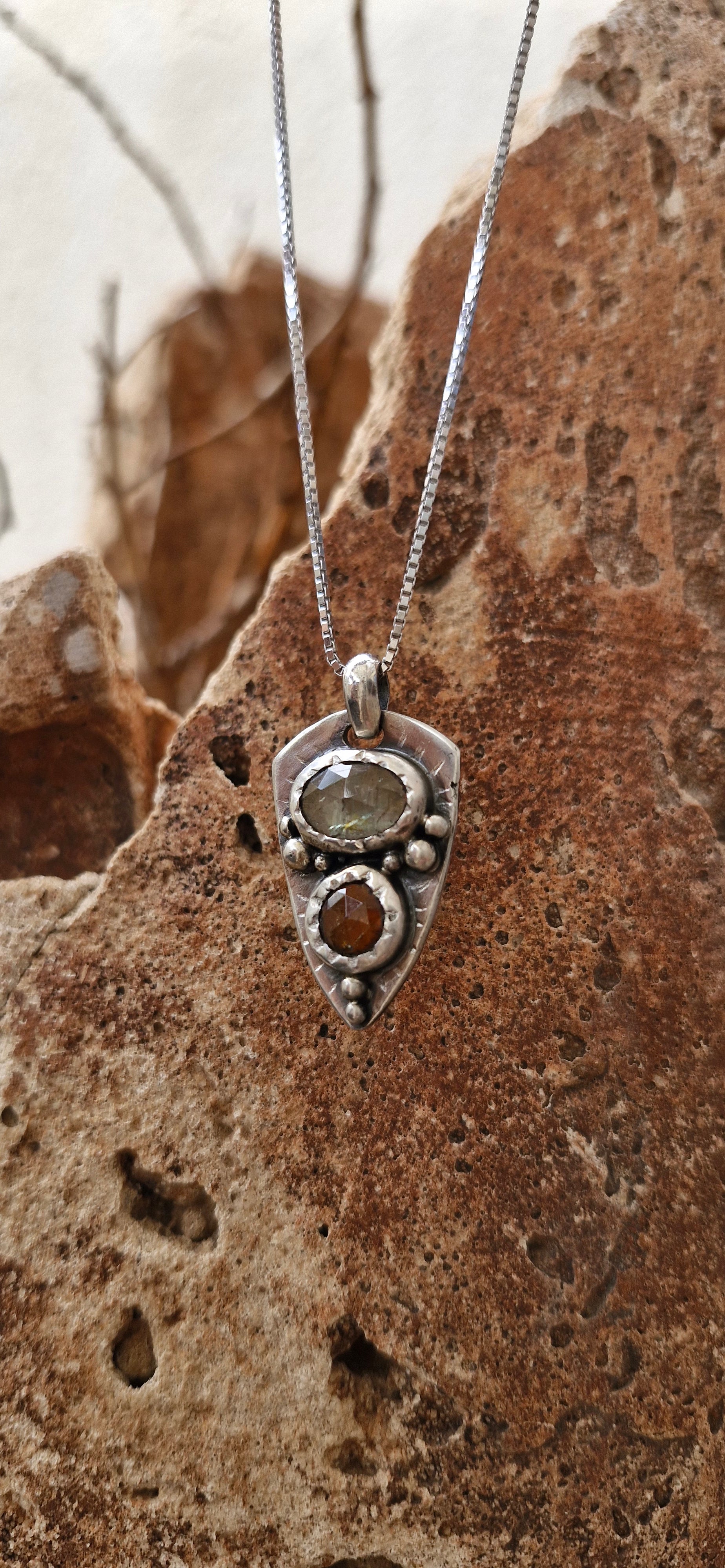 Green & Orange kaynite Gemstones Necklace - Pyāra Designs