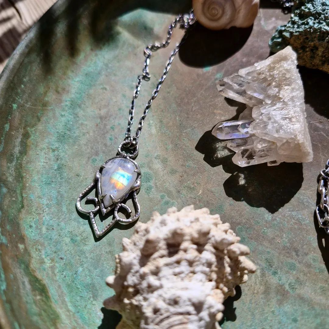 N.2 Moonstone Princess Teardrop - Pyāra Designs