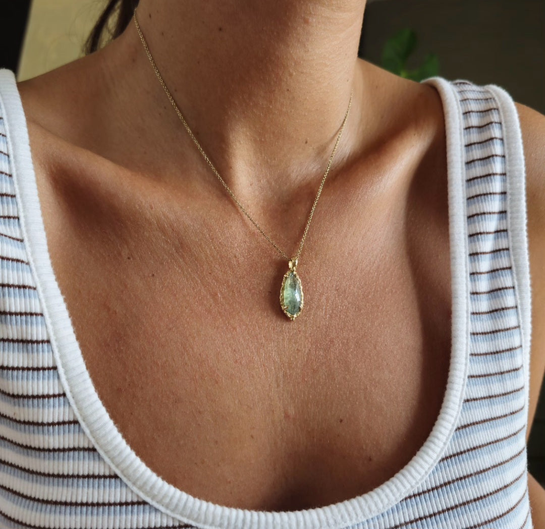 14 karat Soild Gold Light Green Kyanite Unique Classy Pendant