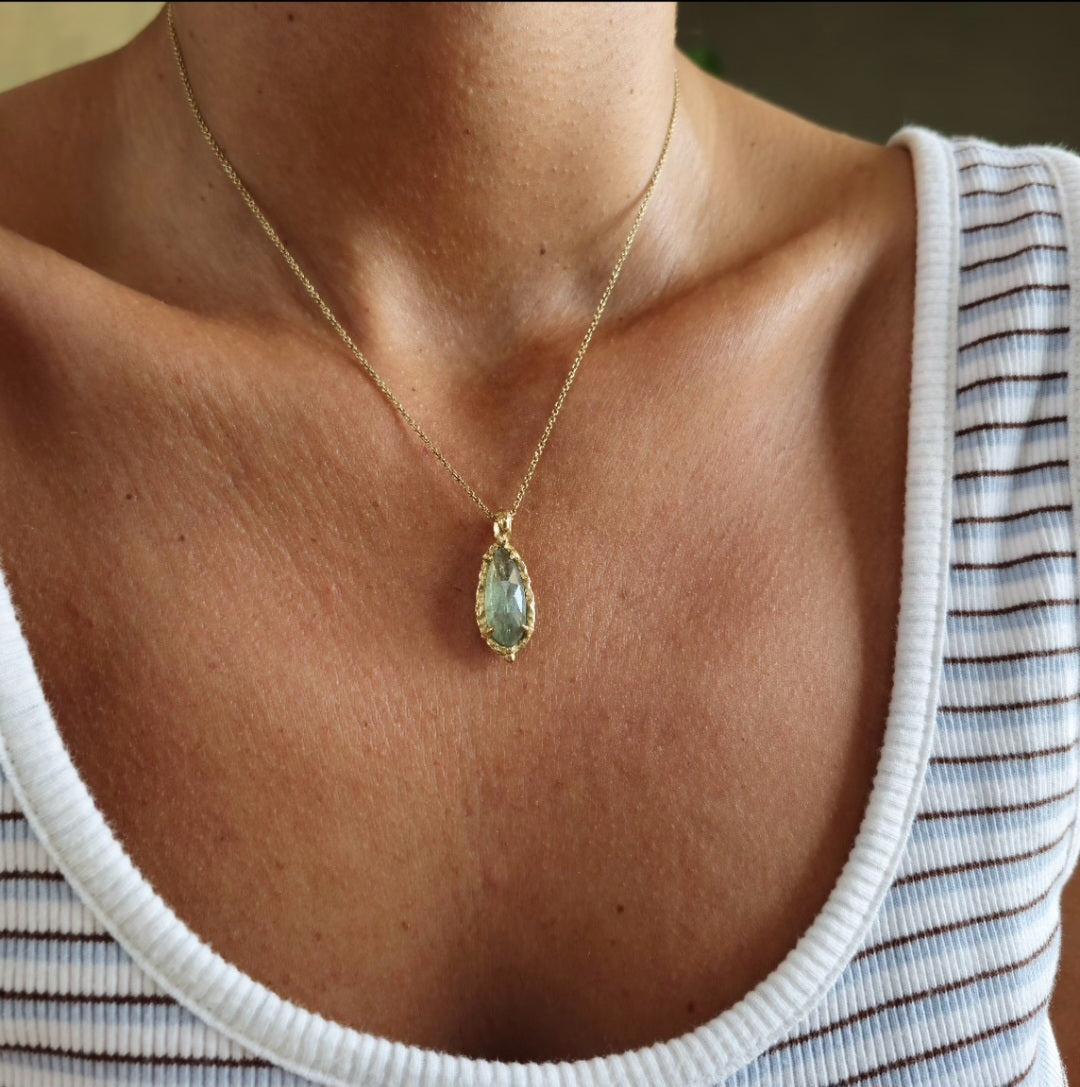 14 karat Soild Gold Light Green Kyanite Unique Classy Pendant