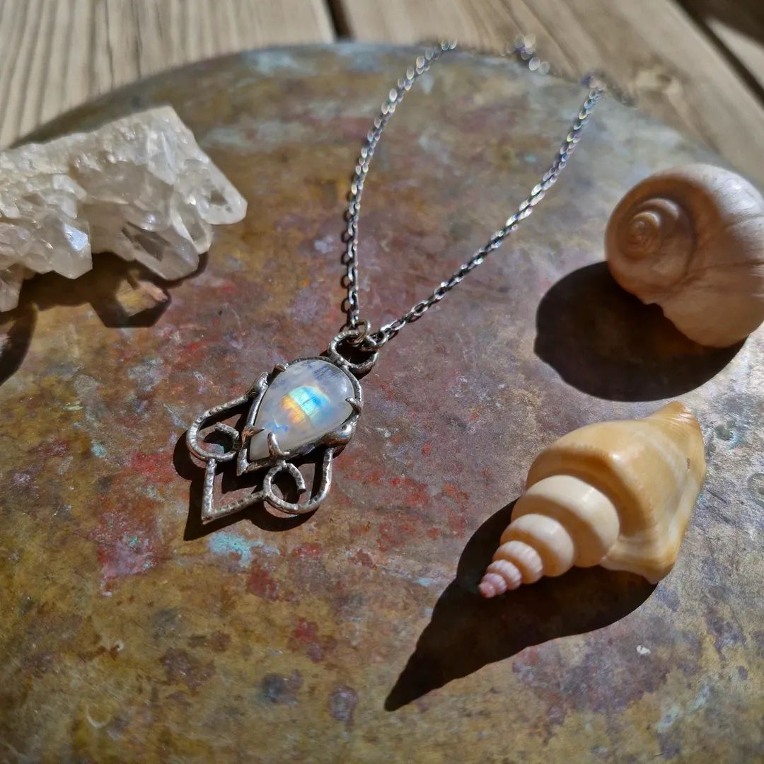 N.2 Moonstone Princess Teardrop - Pyāra Designs