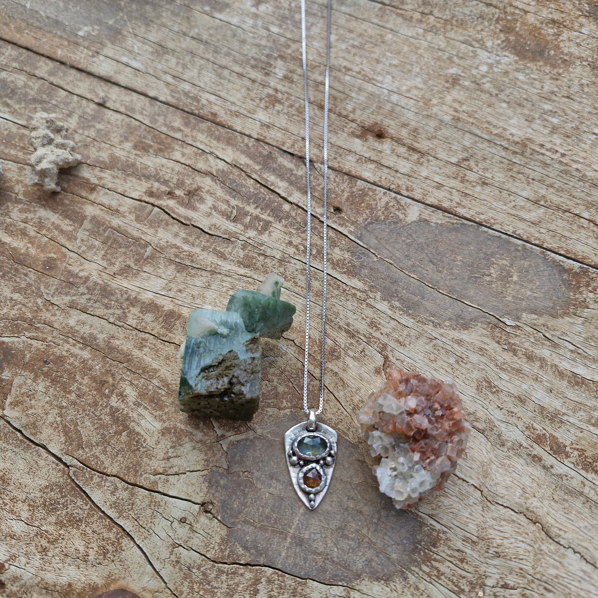 Green & Orange kaynite Gemstones Necklace - Pyāra Designs