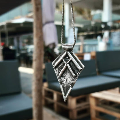 3/10 KALI NECKLACE - Pyāra Designs