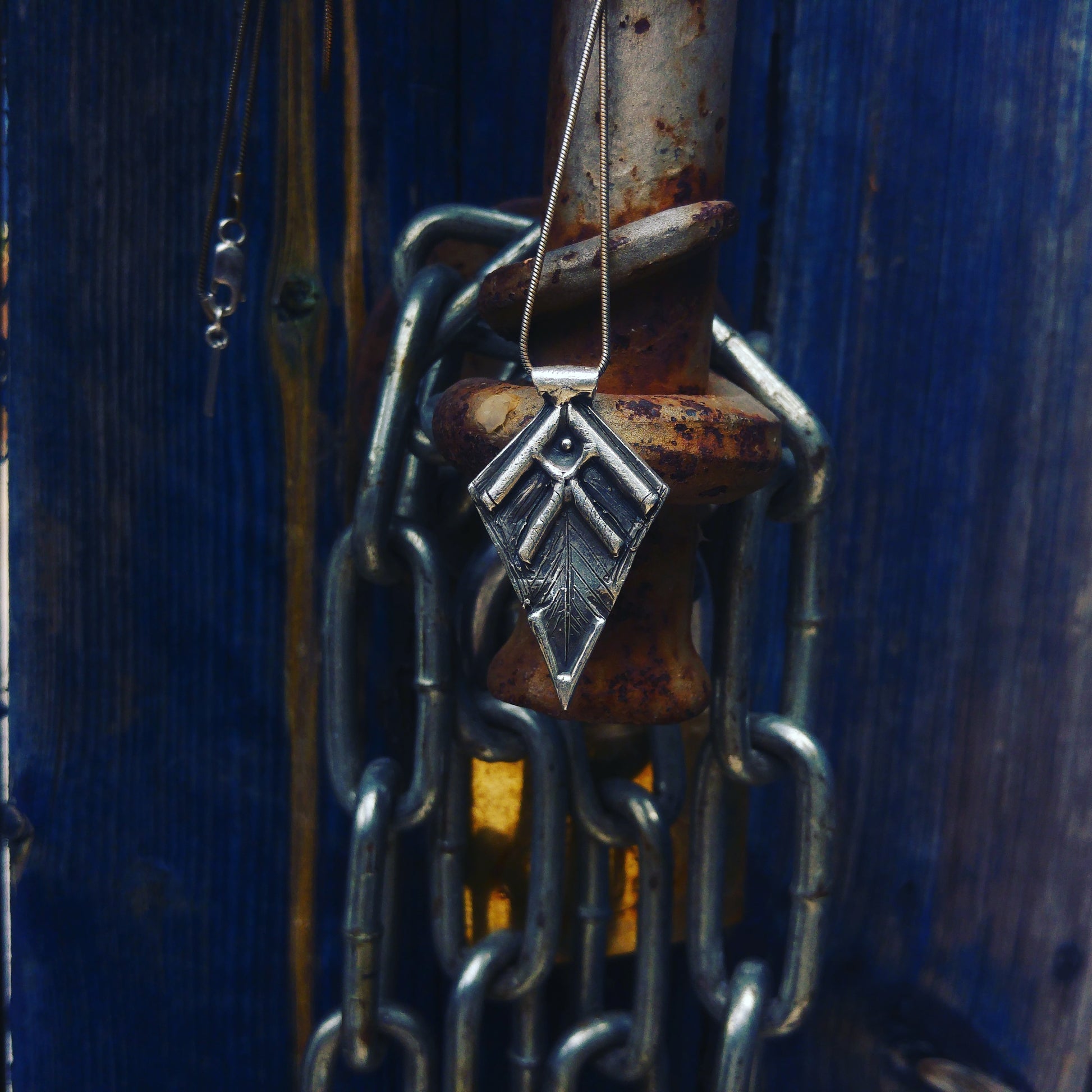 3/10 KALI NECKLACE - Pyāra Designs