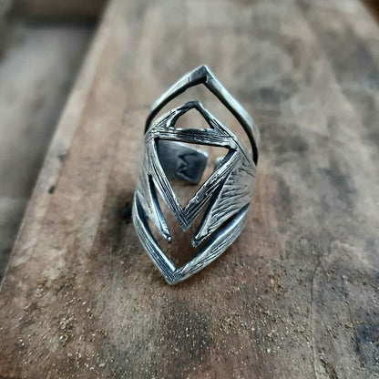 PETRA RING - Pyāra Designs